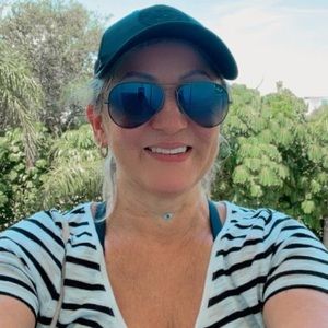 Meet your Posher, Maria